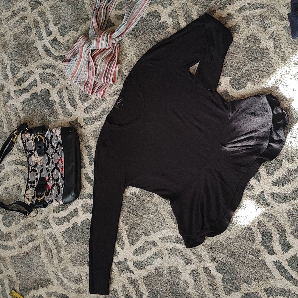 Wool Blend Scoop Neck Sweater Top Ruffle Hem Long Sleeves
